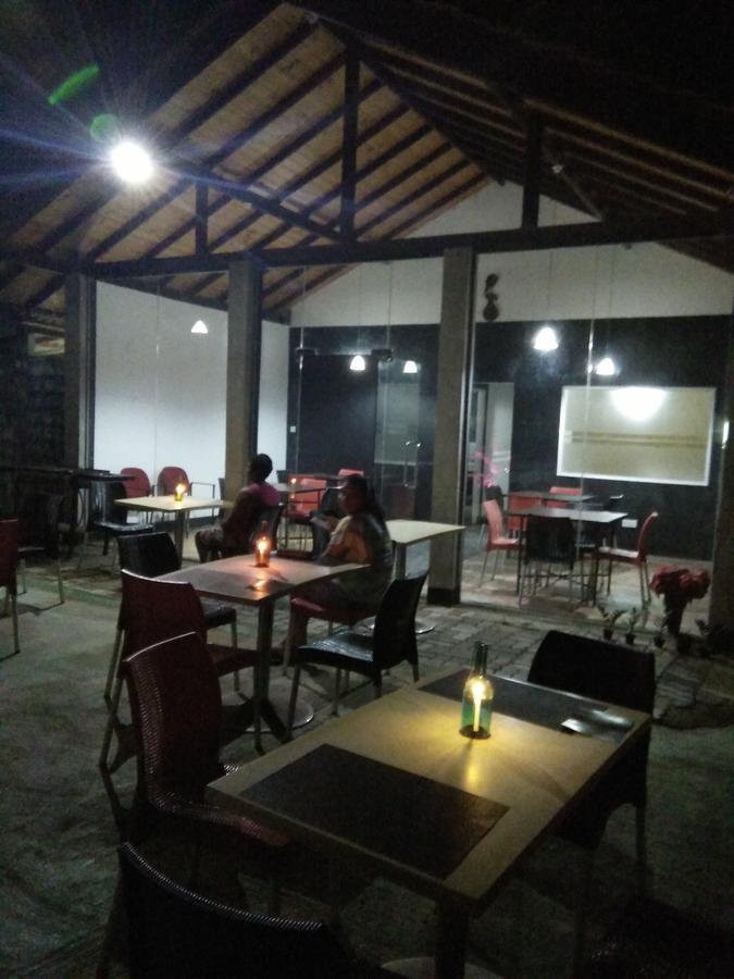 Bridge Hotel Negombo Kimbulapitiya Kültér fotó